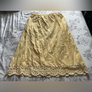 Old Navy Butter Yellow Eyelet Cotton Pull On Midi Skirt Large Cottagecore Dainty